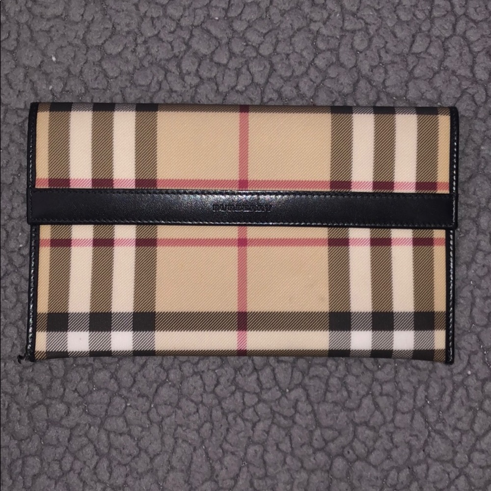BURBERRY WALLET